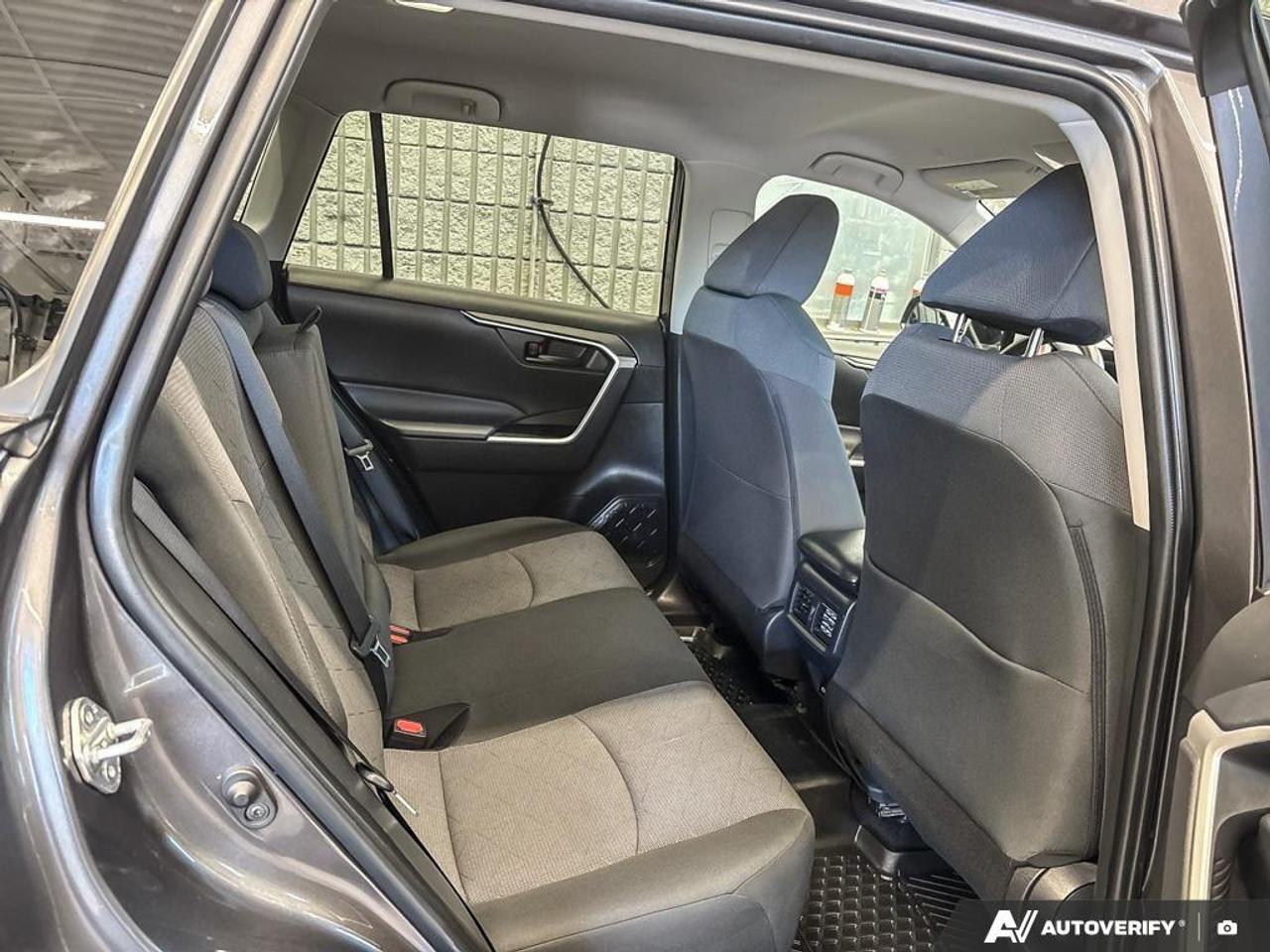 2024 Toyota RAV4 LE 4dr All-wheel Drive Photo