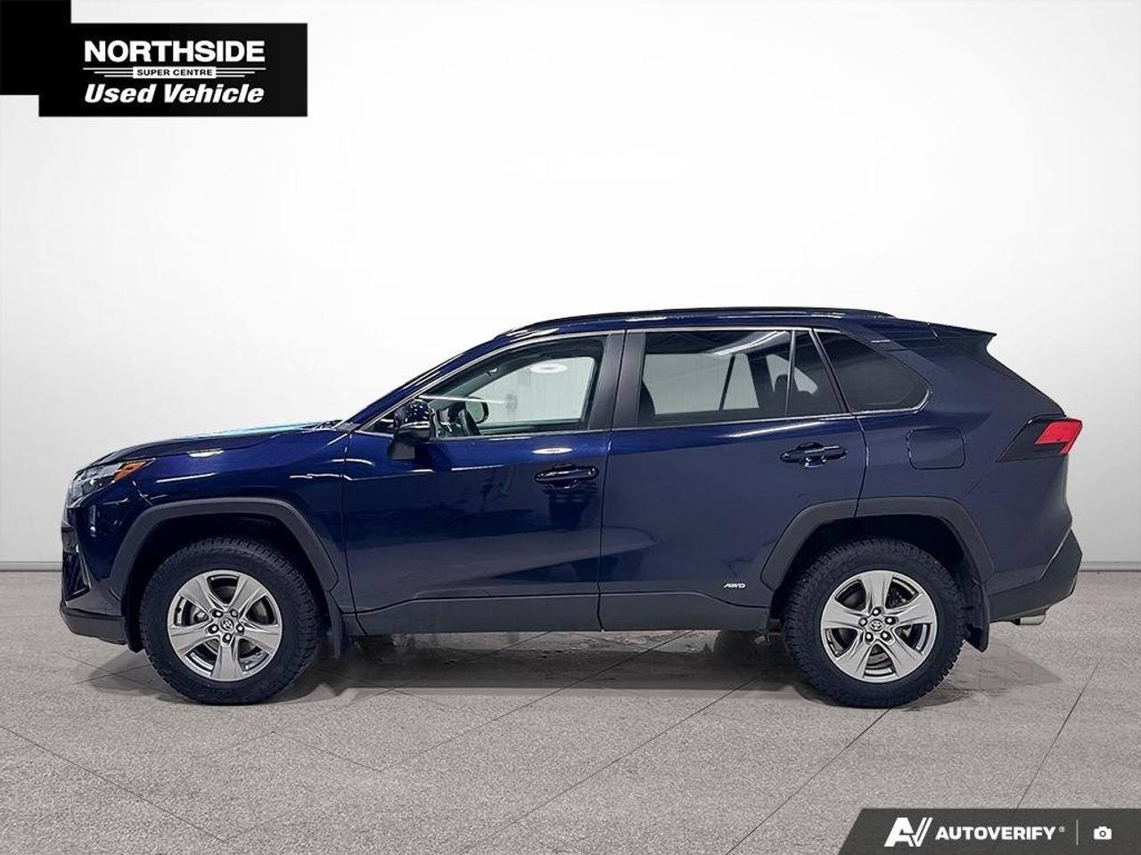 2023 Toyota RAV4 Hybrid XLE AWD Photo2