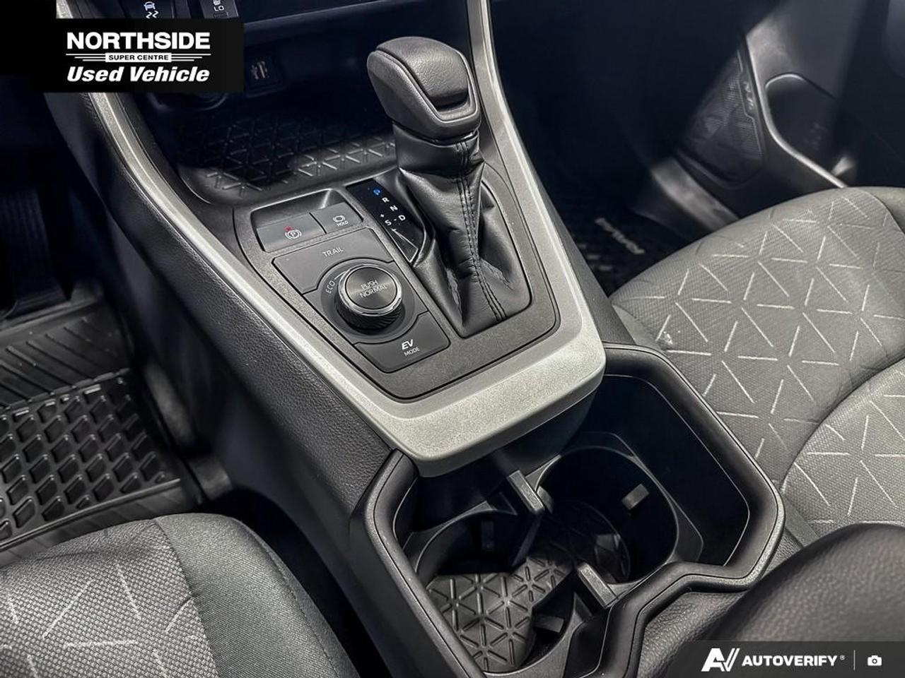 2023 Toyota RAV4 Hybrid XLE AWD Photo