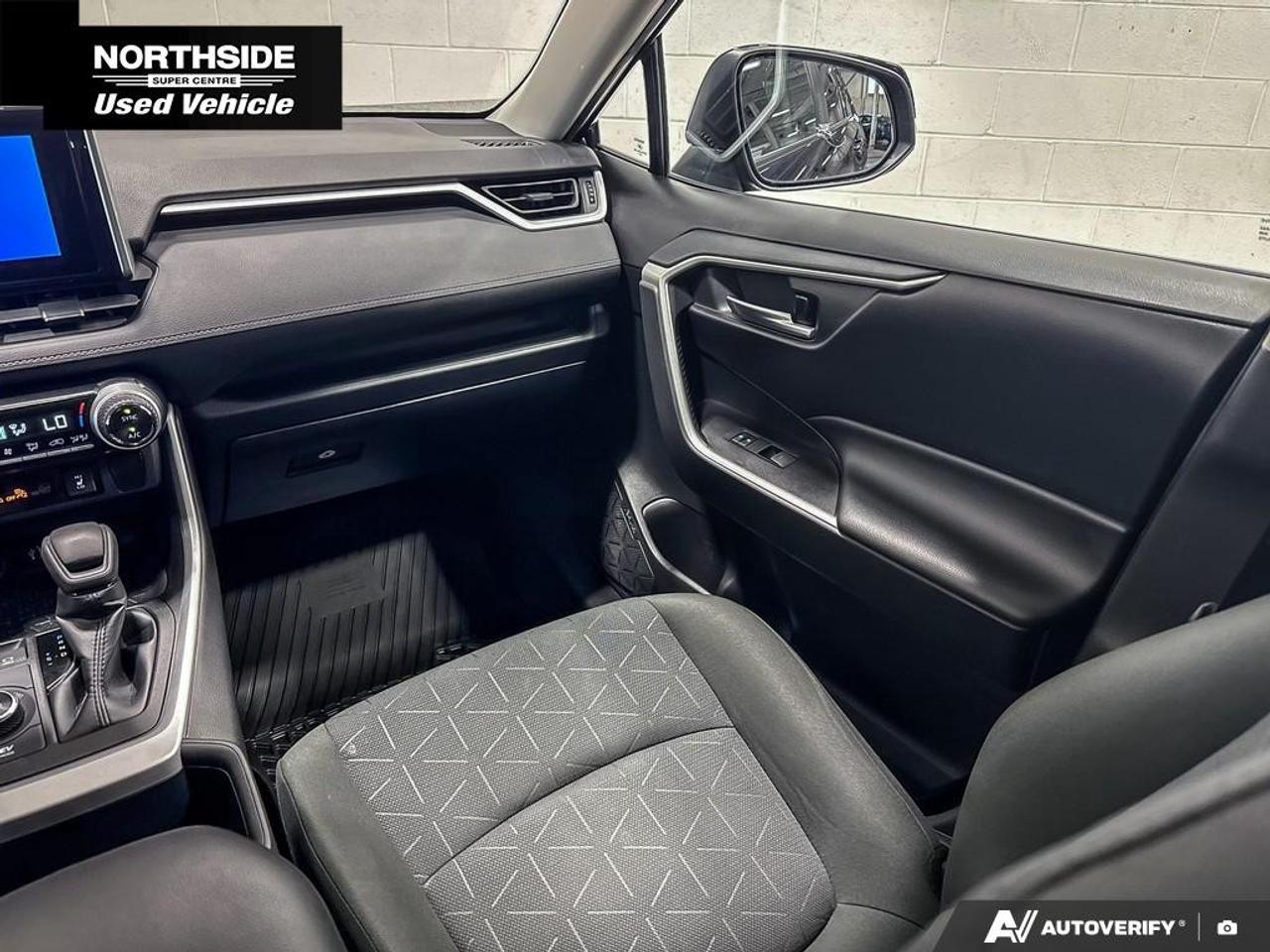 2023 Toyota RAV4 Hybrid XLE AWD Photo