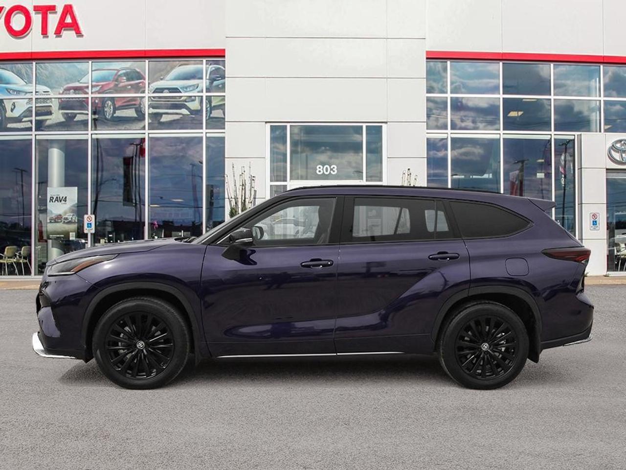 2026 Toyota Highlander XSE AWD Photo2