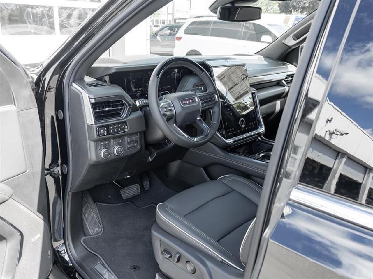 2026 GMC Yukon XL Elevation 4dr 4x4 Photo