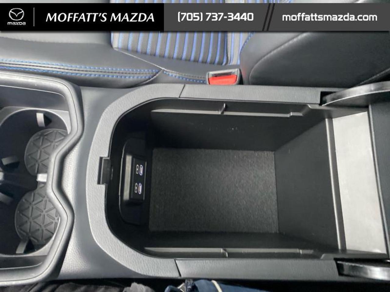2025 Toyota RAV4 Hybrid XSE Photo