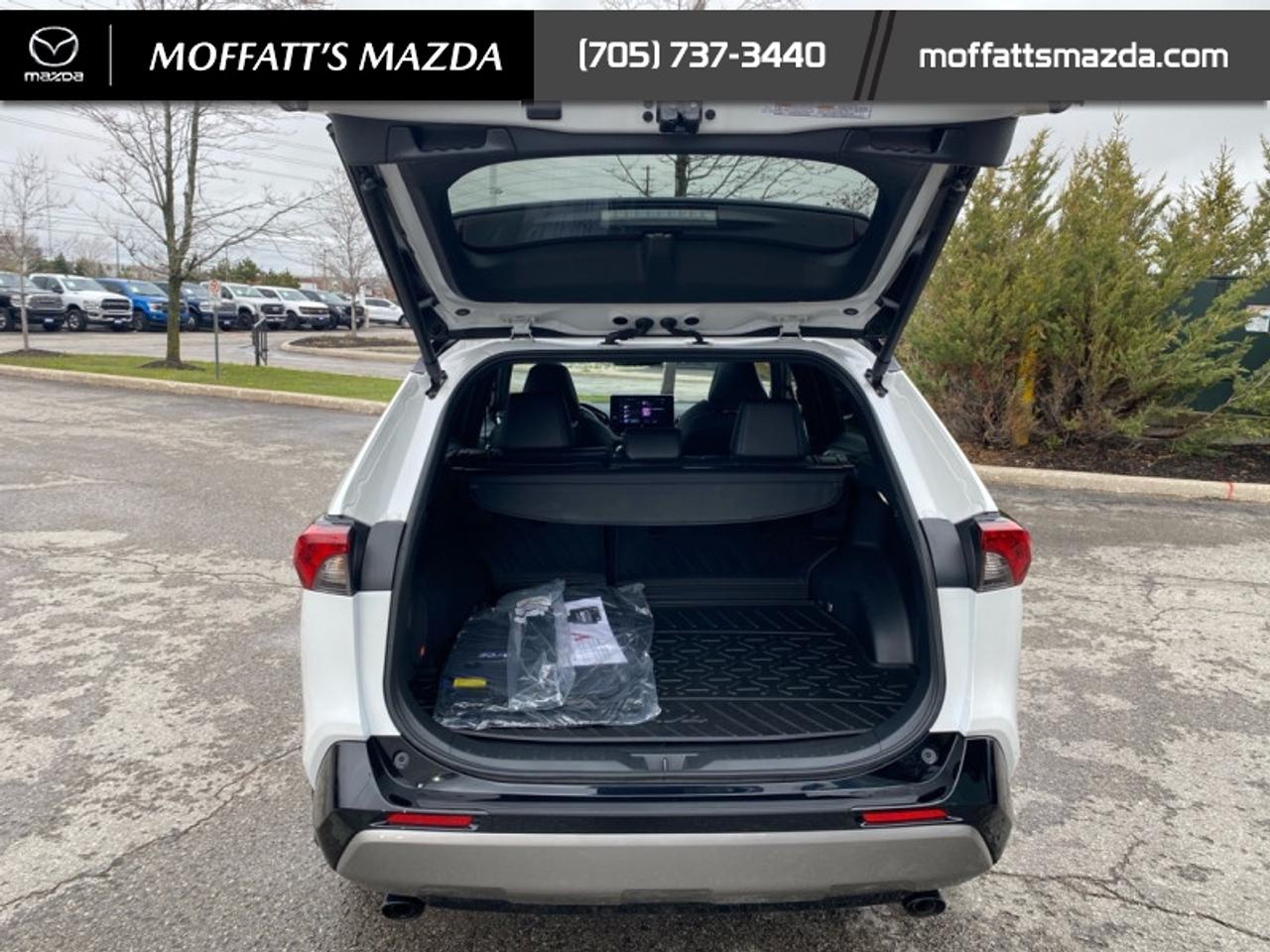 2025 Toyota RAV4 Hybrid XSE Photo