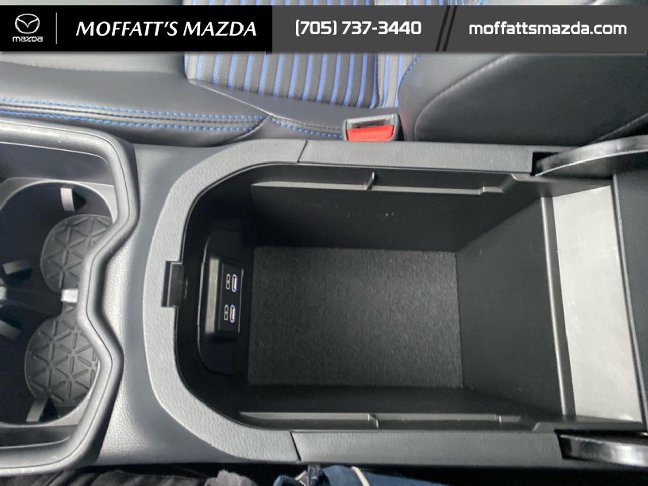 2025 Toyota RAV4 Hybrid XSE Photo