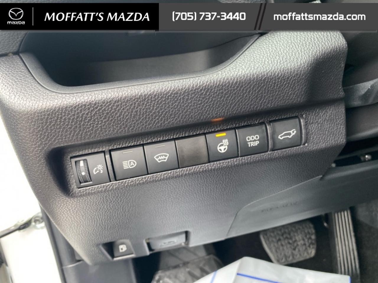 2025 Toyota RAV4 Hybrid XSE Photo