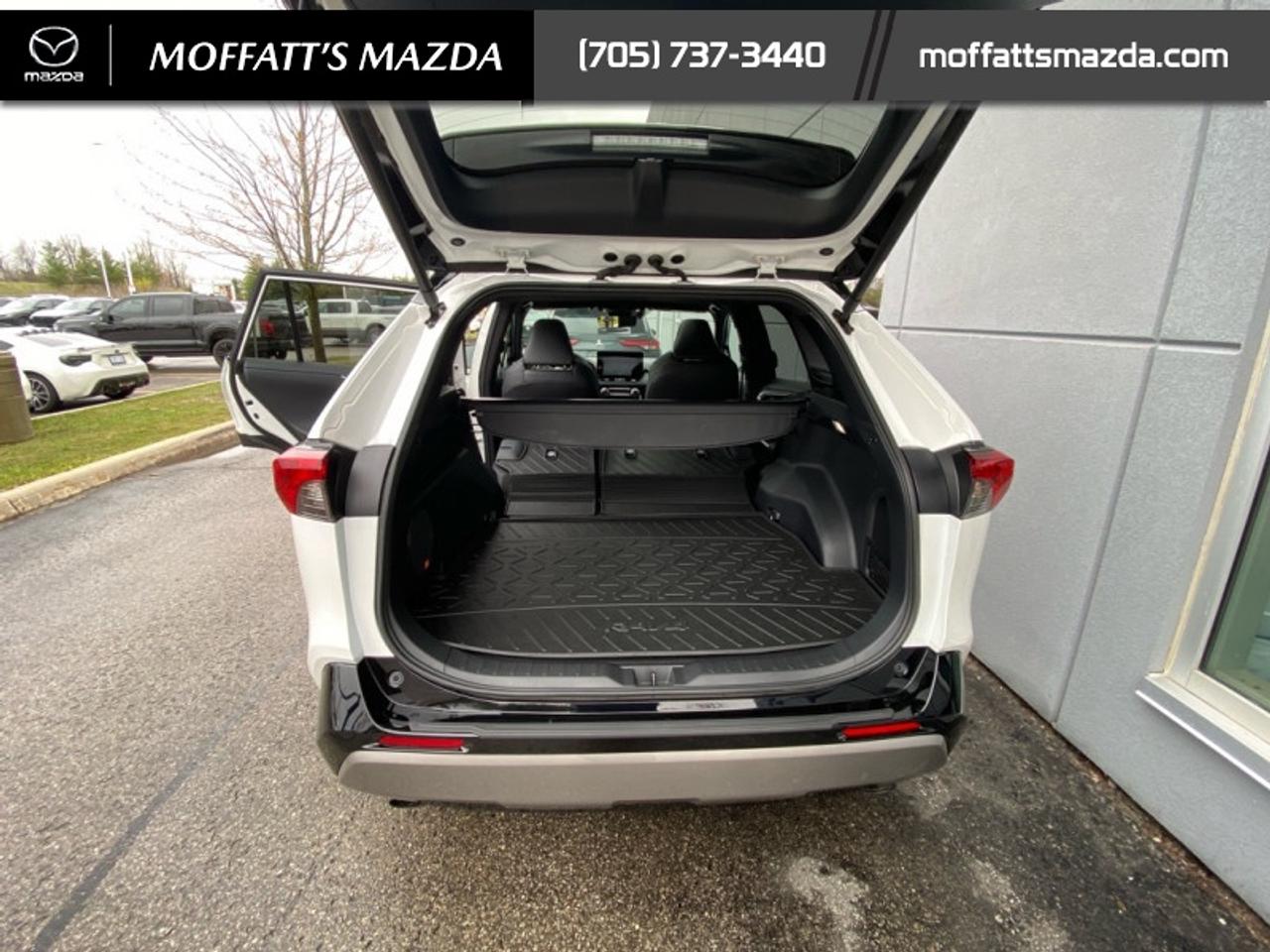 2025 Toyota RAV4 Hybrid XSE Photo