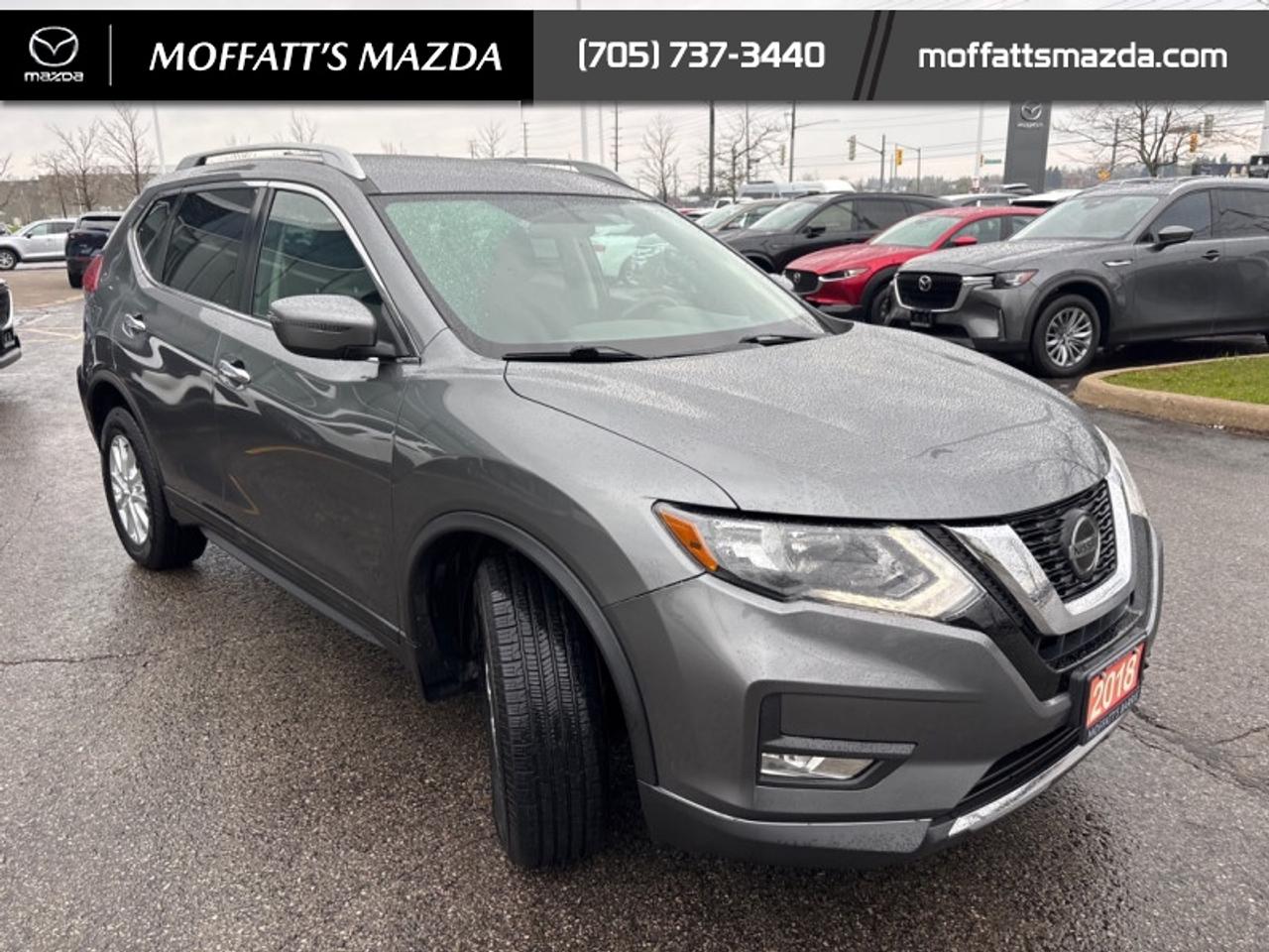2018 Nissan Rogue SV Photo
