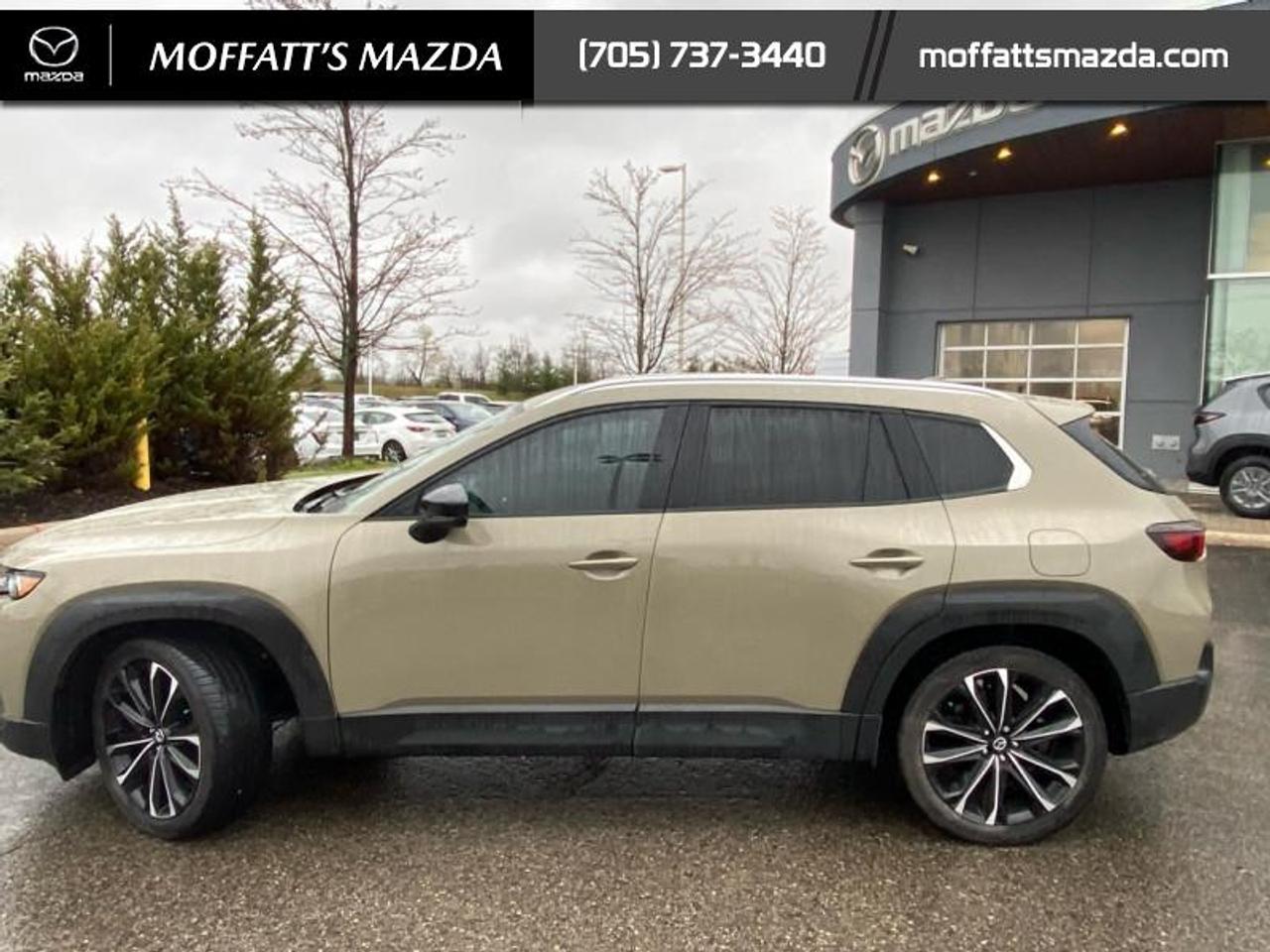 2024 Mazda CX-50 GT Photo2