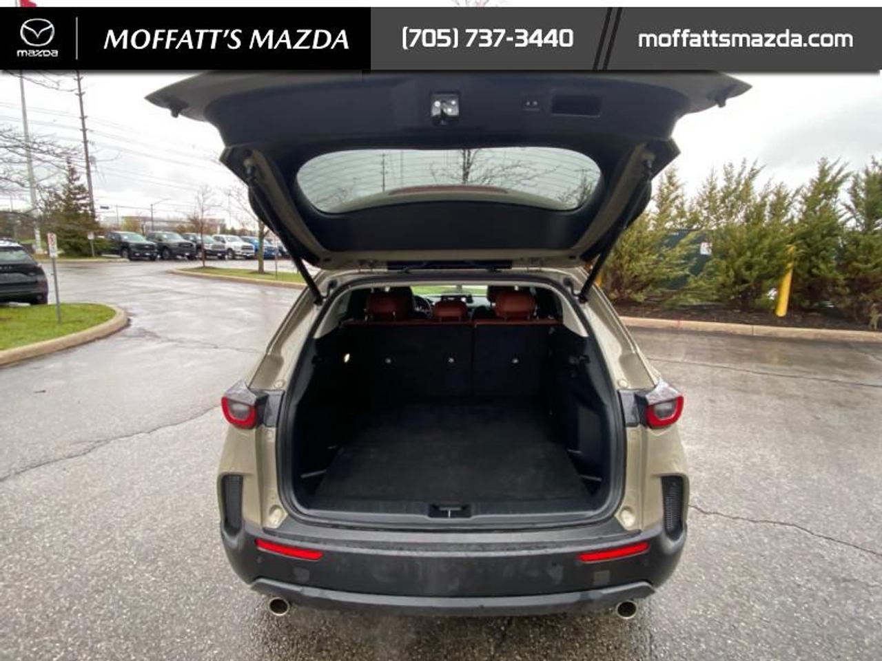 2024 Mazda CX-50 GT Photo