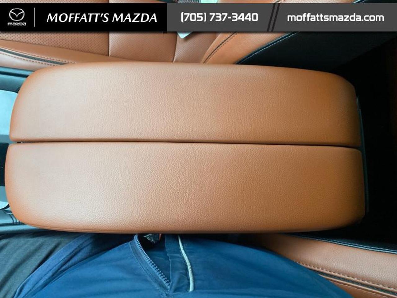 2024 Mazda CX-50 GT Photo