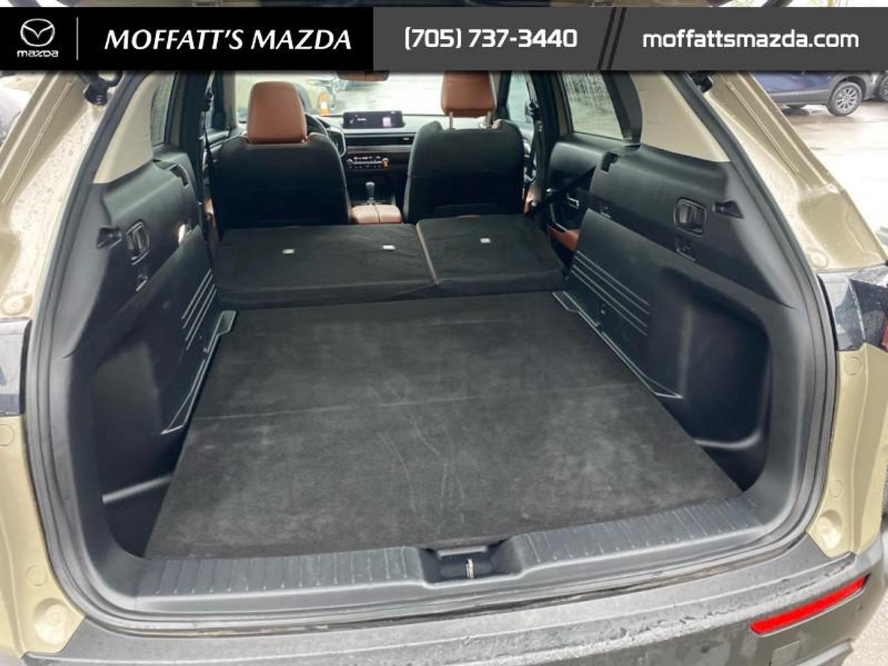2024 Mazda CX-50 GT Photo