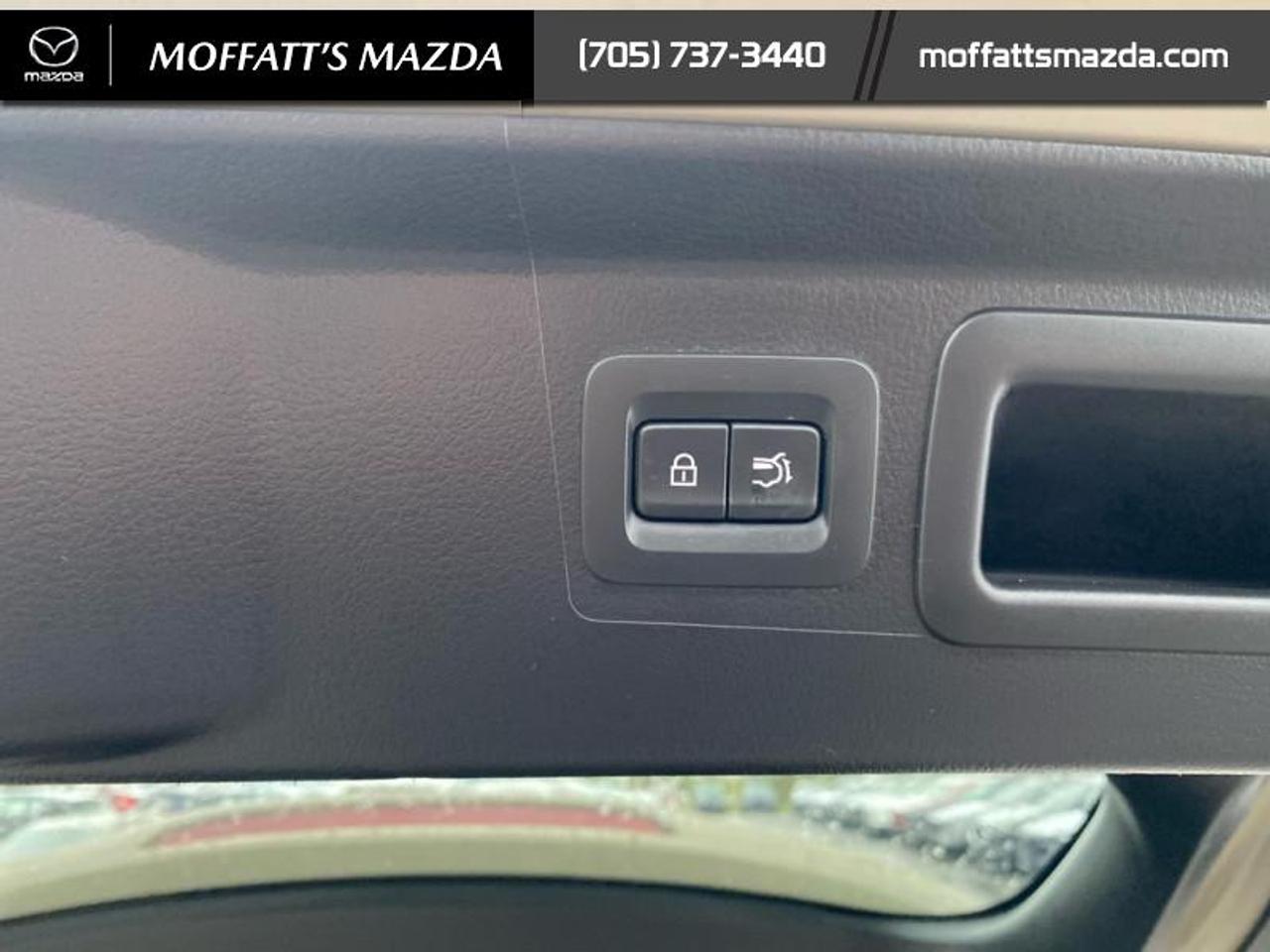 2024 Mazda CX-50 GT Photo