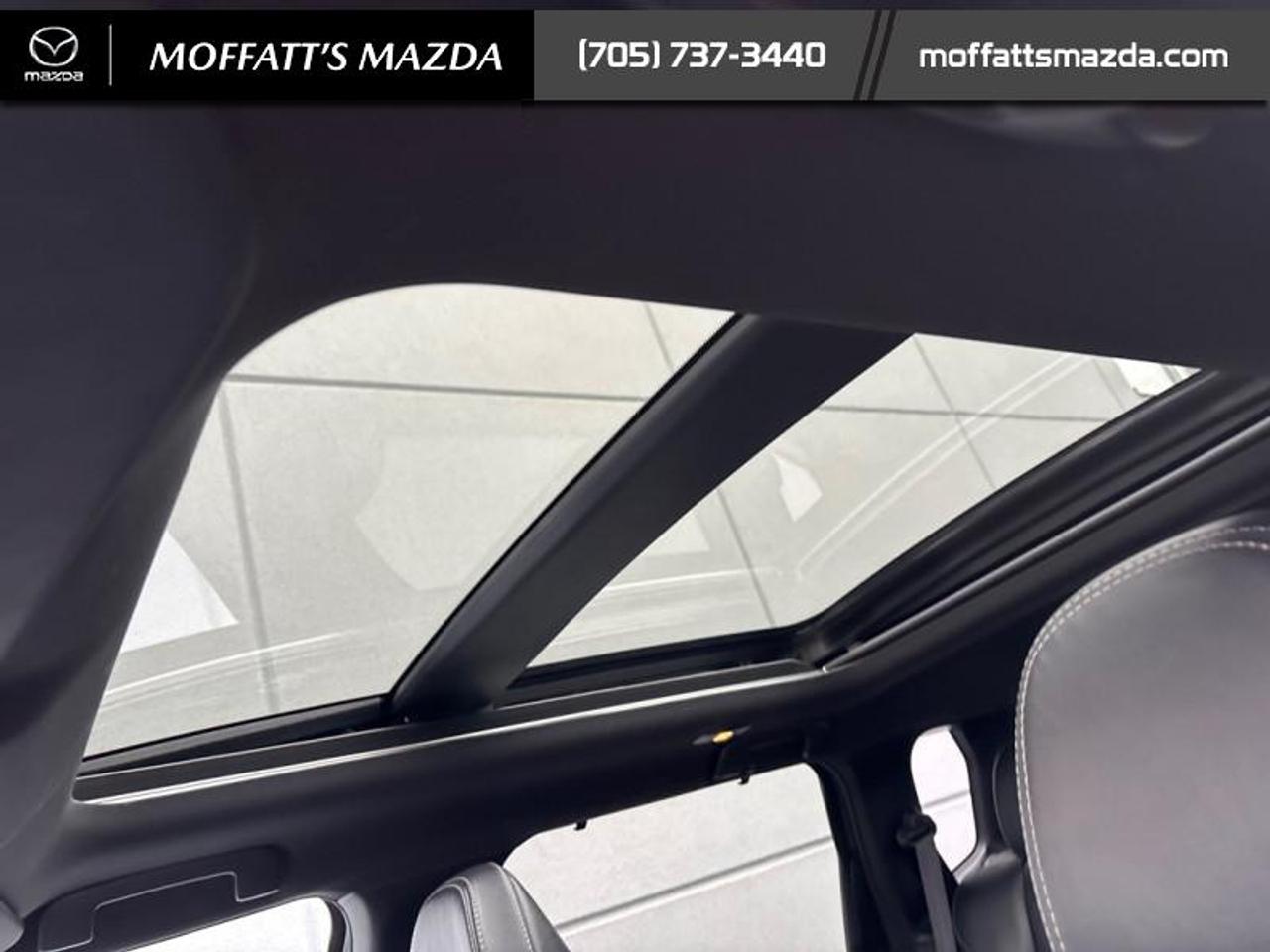 2024 Mitsubishi Outlander GT NOIR Photo