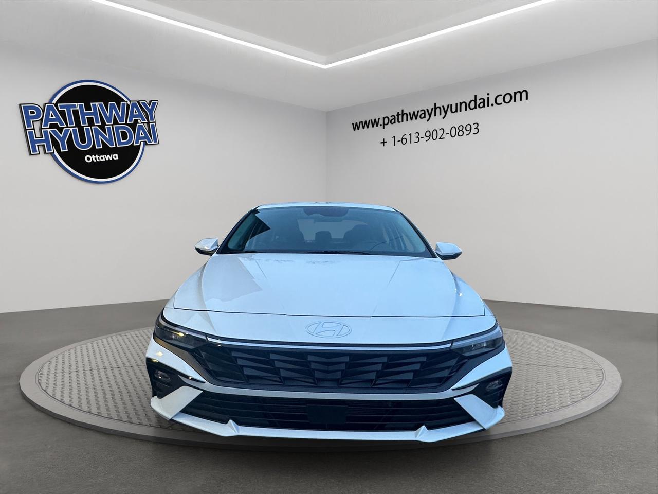 2026 Hyundai Elantra Hybrid Luxury Photo