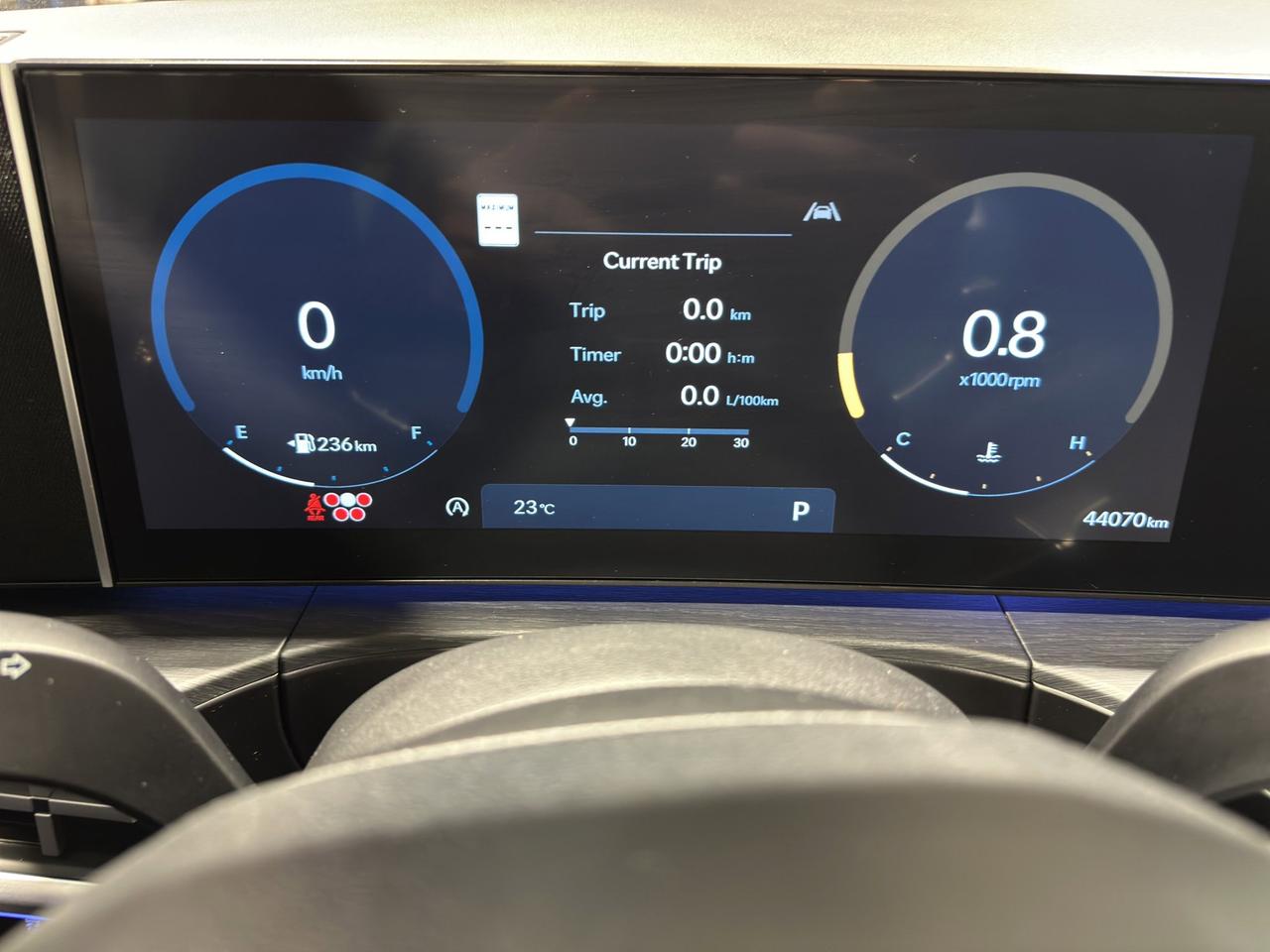 2024 Hyundai Santa Fe Luxury | Reverse Cam | Heated Seats Photo