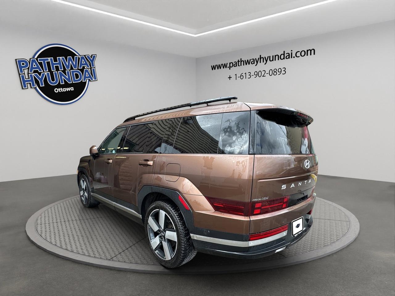 2024 Hyundai Santa Fe Luxury | Reverse Cam | Heated Seats Photo4