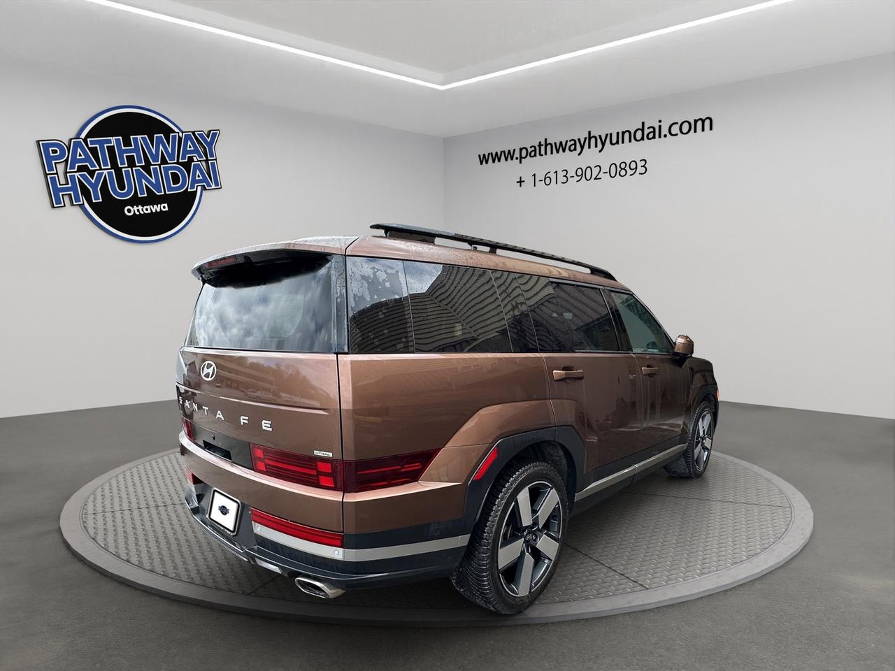 2024 Hyundai Santa Fe Luxury | Reverse Cam | Heated Seats Photo2