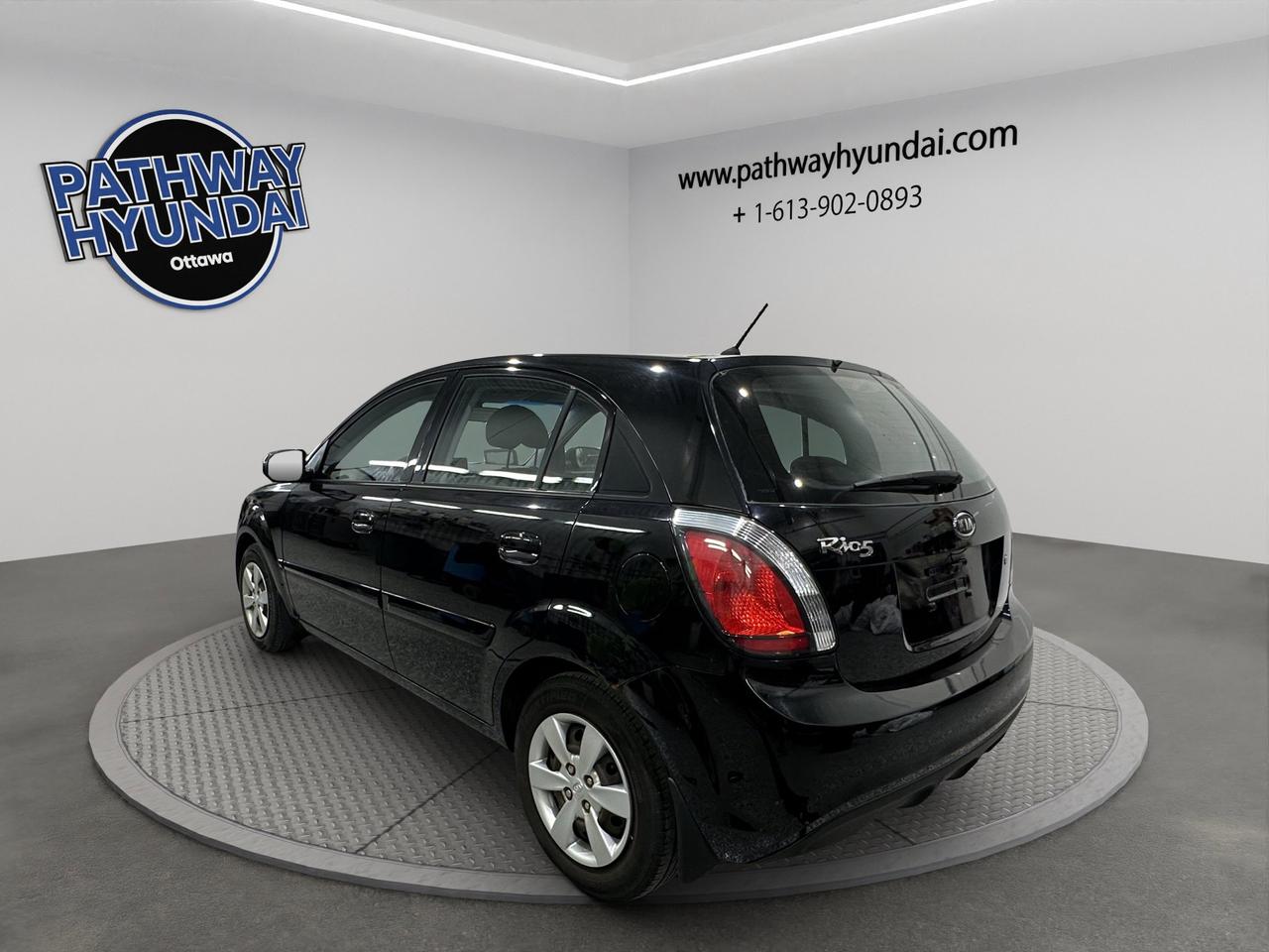 2011 Kia Rio EX Convenience | Reverse Cam Photo