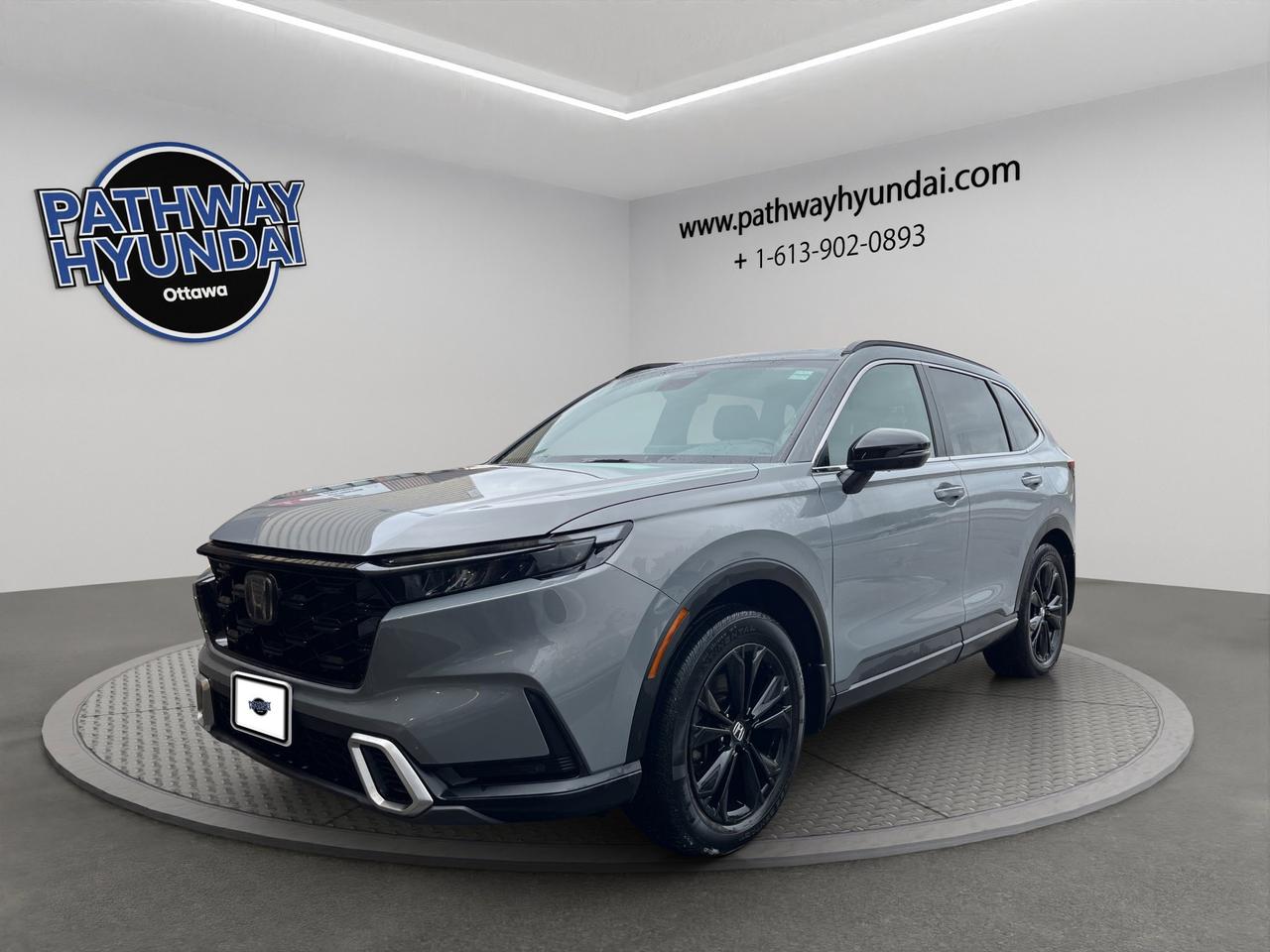 2023 Honda CR-V Hybrid Touring | Reverse Cam | Heated Seats Photo