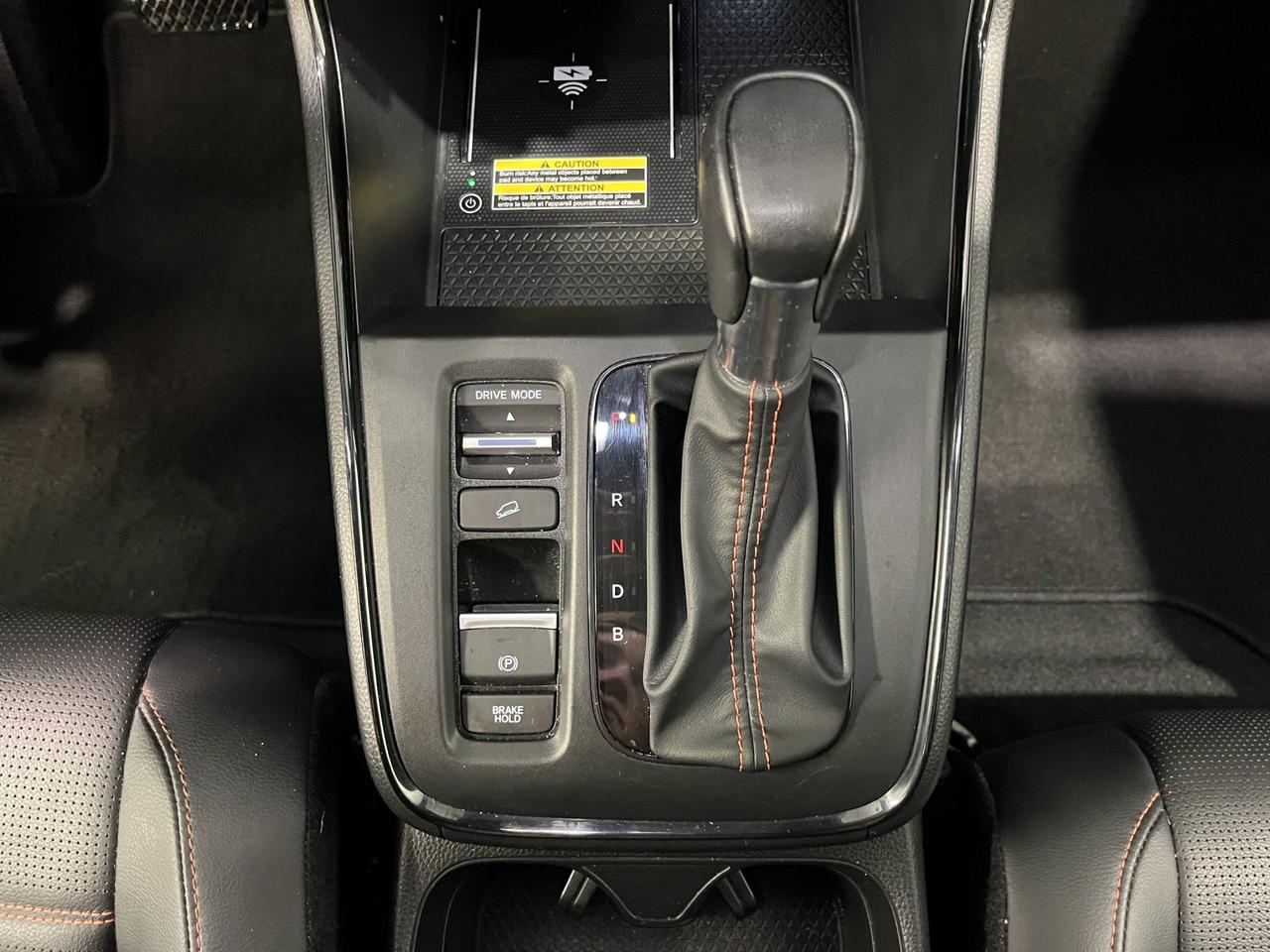2023 Honda CR-V Hybrid Touring | Reverse Cam | Heated Seats Photo