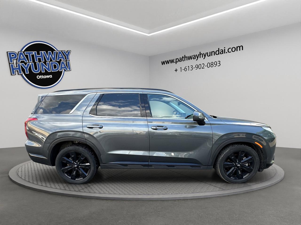 2025 Hyundai PALISADE Urban | Heated Seats | Reverse Cam Photo2