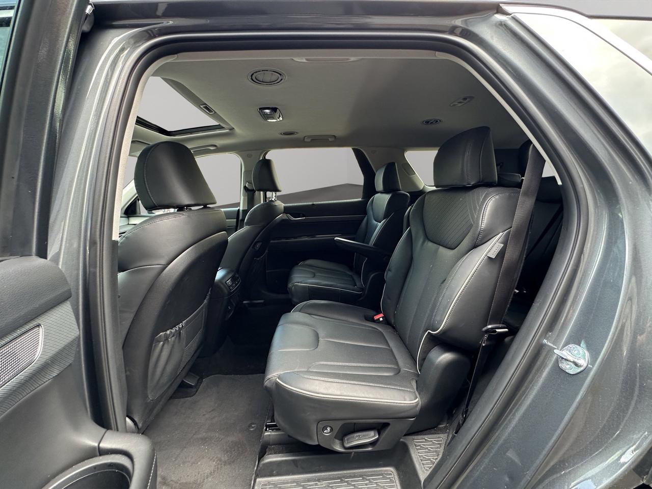 2025 Hyundai PALISADE Urban | Heated Seats | Reverse Cam Photo