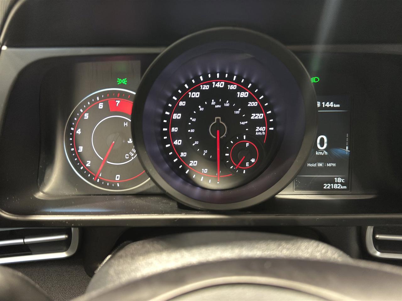2023 Hyundai Elantra Preferred | Reverse Cam | Heated Seats Photo