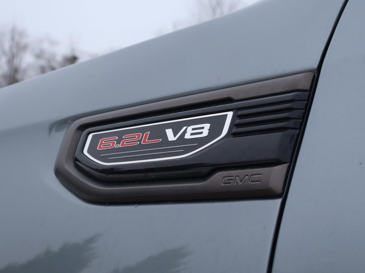 2026 GMC Sierra 1500 AT4X Photo