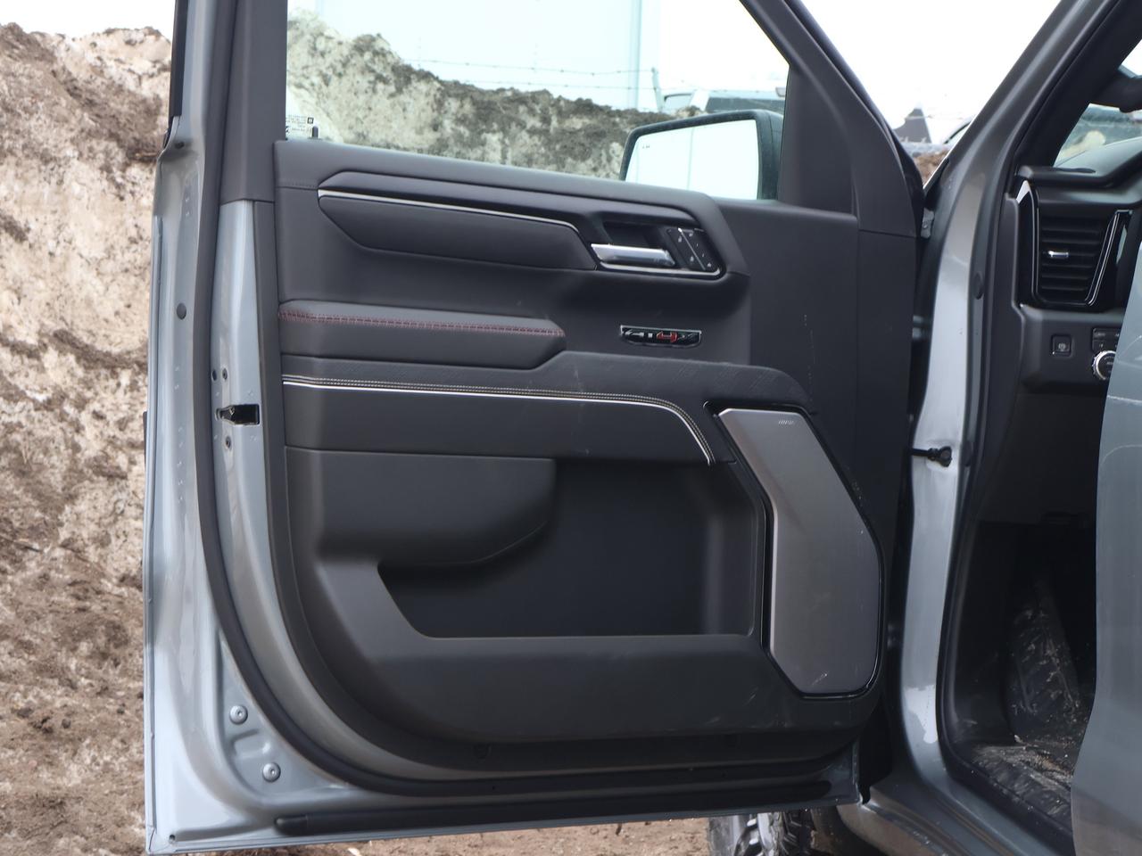 2026 GMC Sierra 1500 AT4X Photo