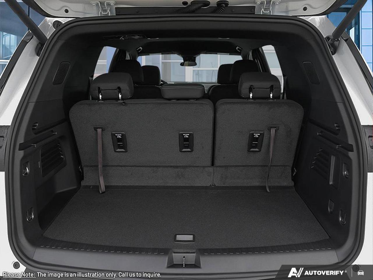 2026 Chevrolet Traverse LT Photo