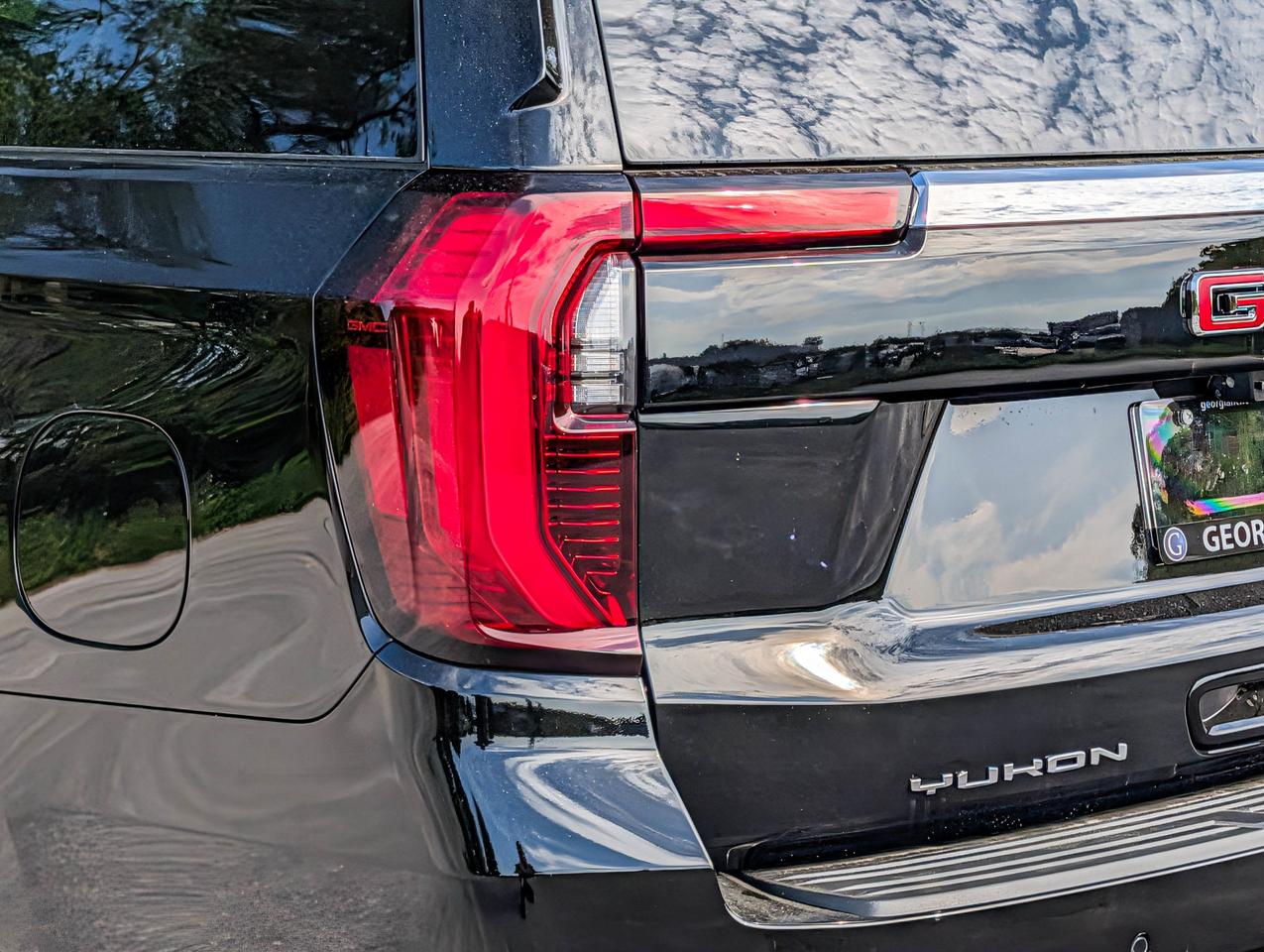 2026 GMC Yukon XL Elevation Photo