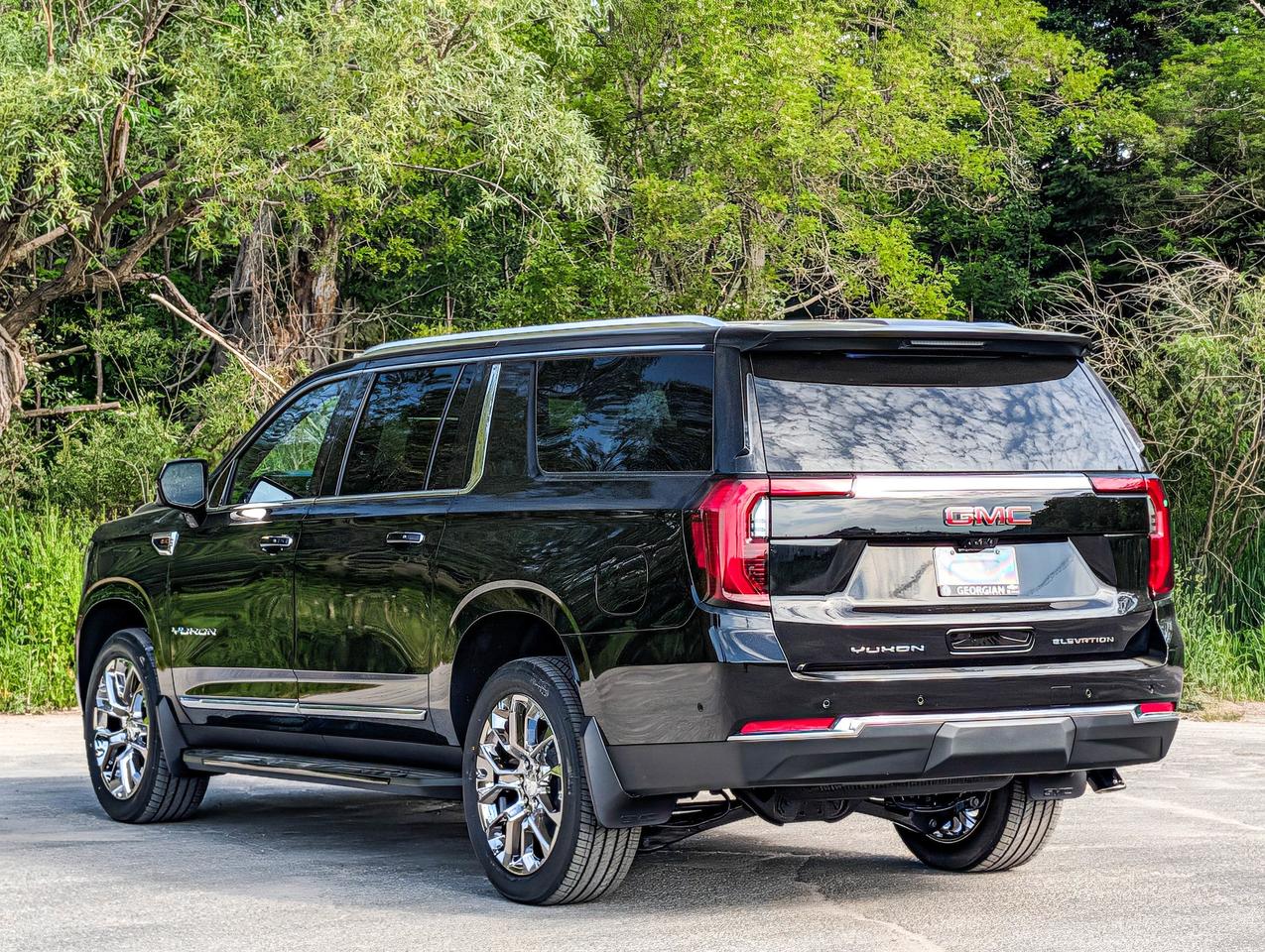 2026 GMC Yukon XL Elevation Photo