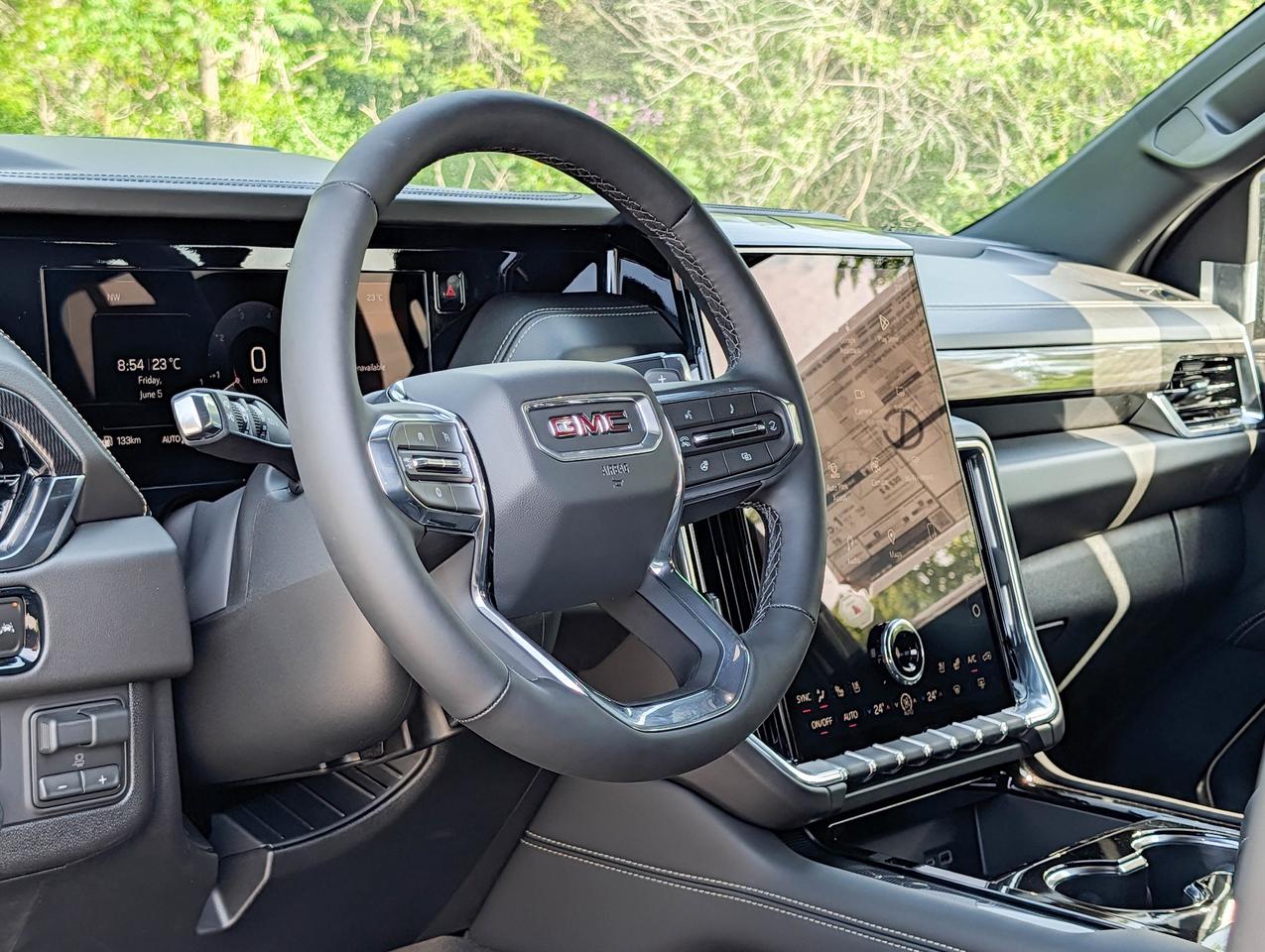 2026 GMC Yukon XL Elevation Photo