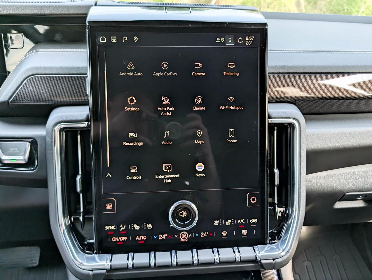 2026 GMC Yukon XL Elevation Photo