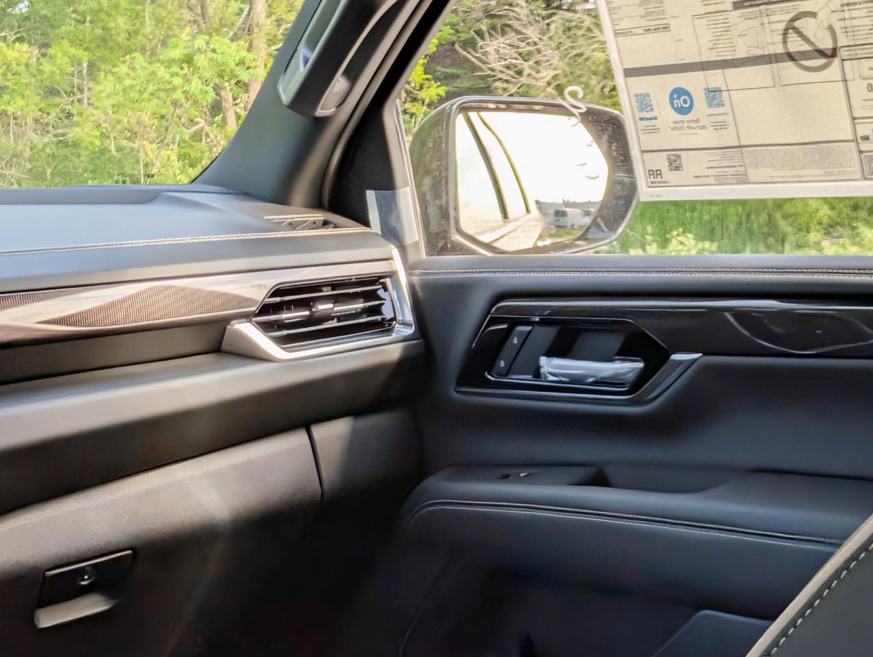 2026 GMC Yukon XL Elevation Photo