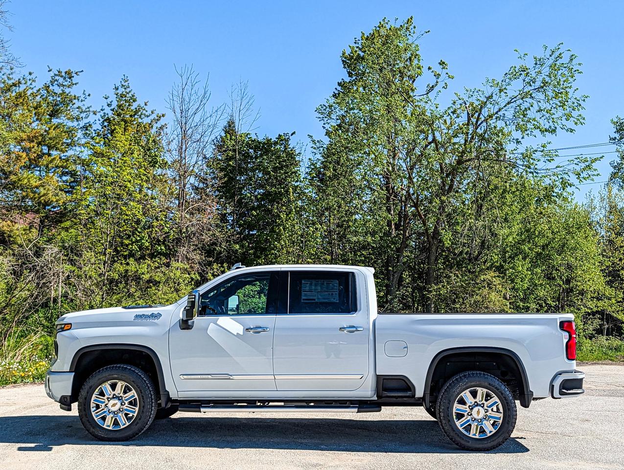 2026 Chevrolet SILVERADO 2500HD High Country Photo