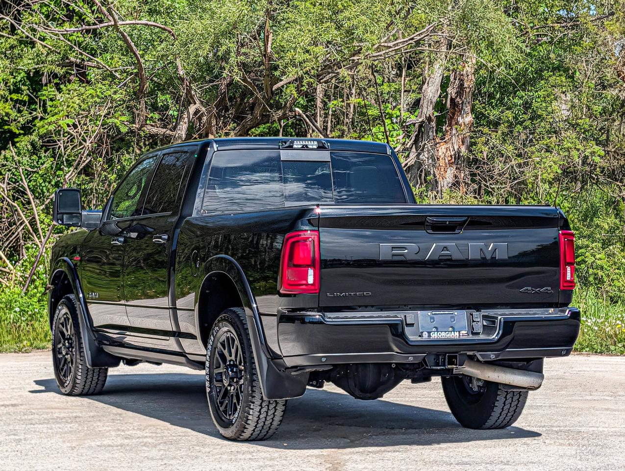 2026 RAM 3500 Limited Photo