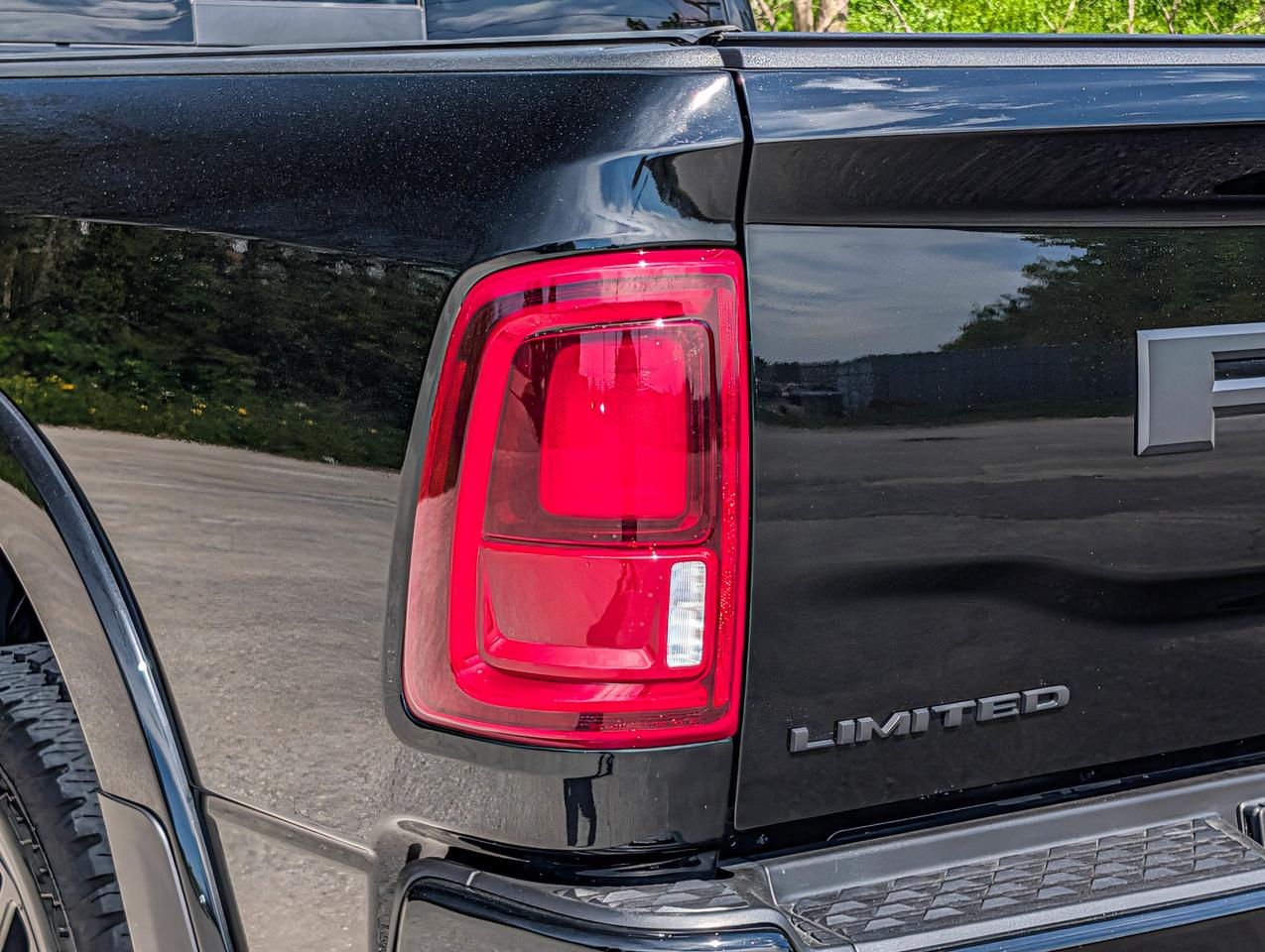 2026 RAM 3500 Limited Photo