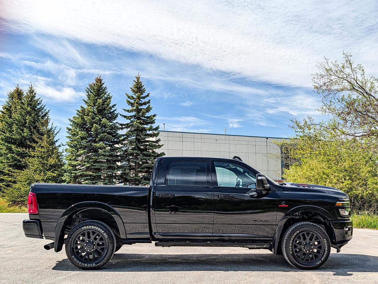 2026 RAM 3500 Limited Photo
