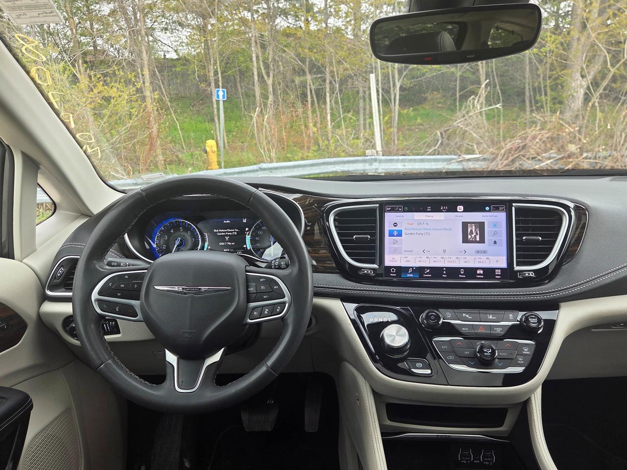 2023 Chrysler Pacifica Limited Photo
