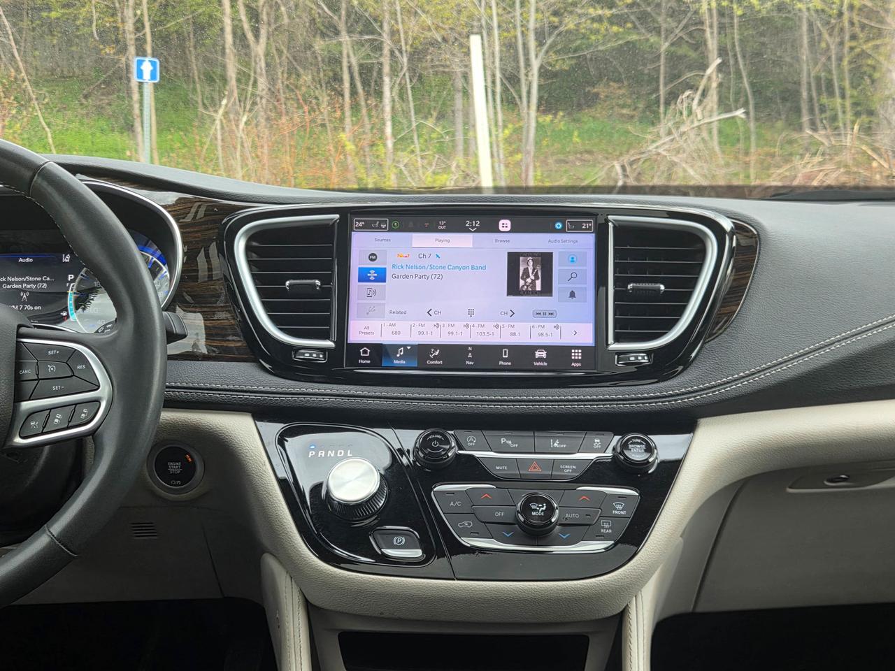 2023 Chrysler Pacifica Limited Photo