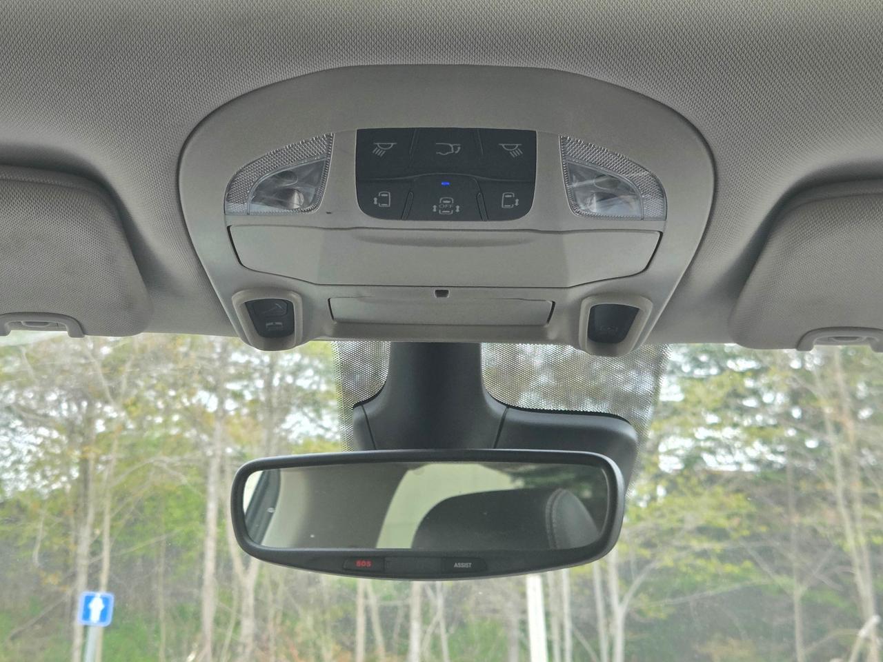 2023 Chrysler Pacifica Limited Photo