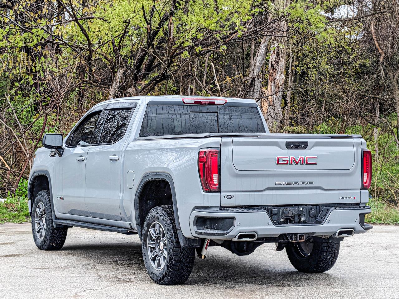 2024 GMC Sierra 1500 AT4 Photo