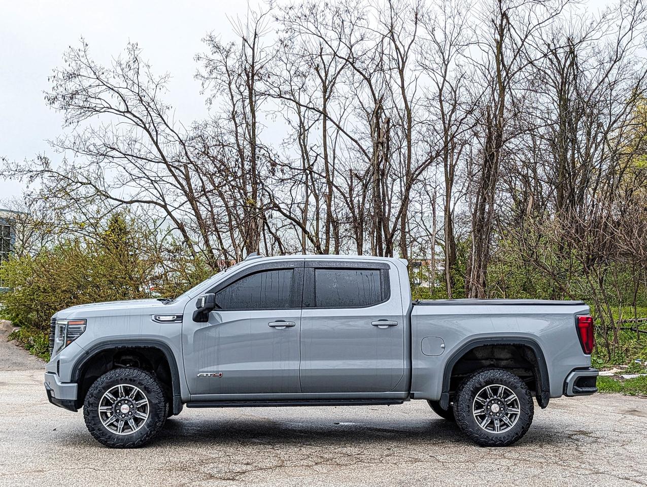 2024 GMC Sierra 1500 AT4 Photo