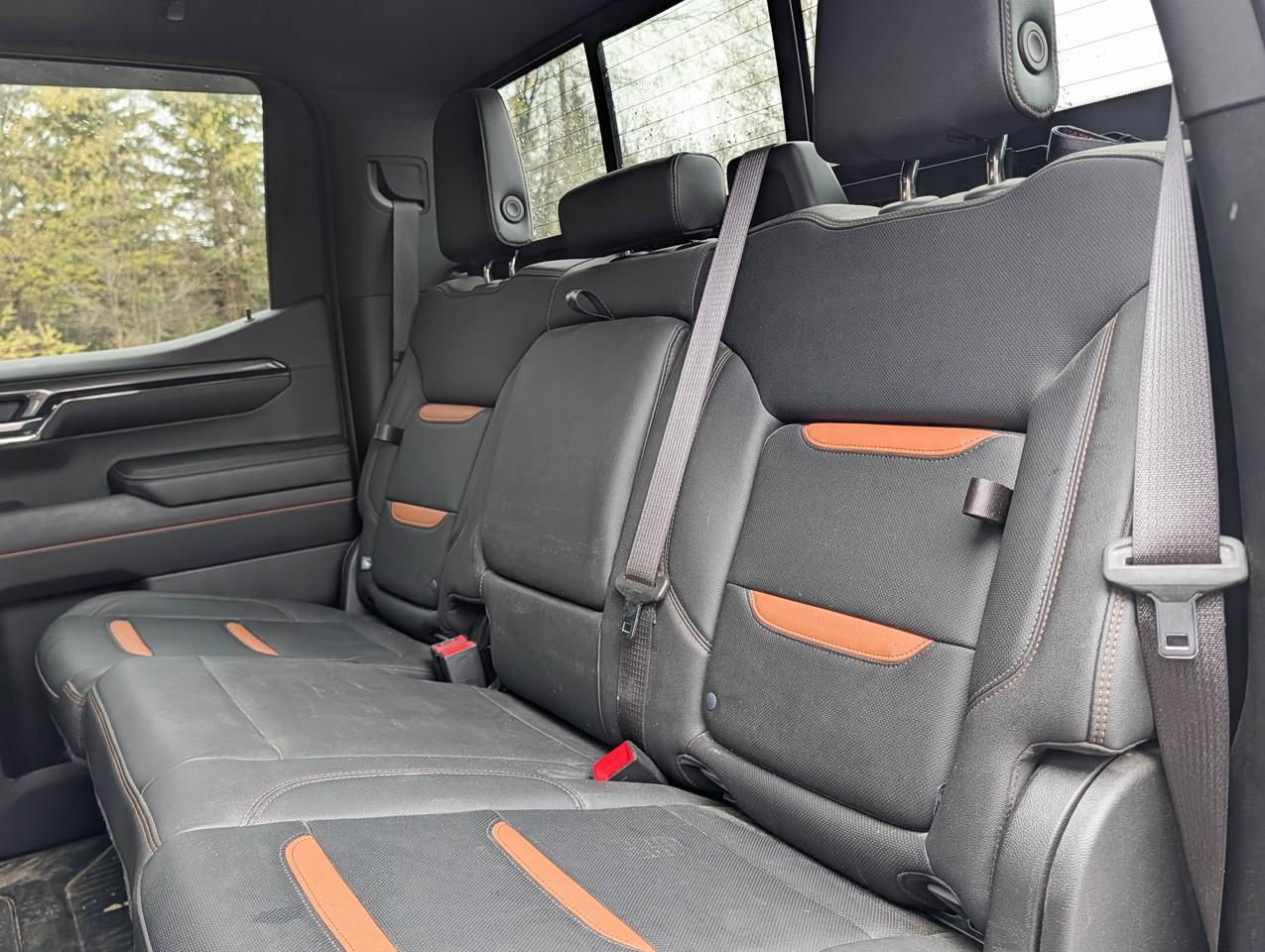 2024 GMC Sierra 1500 AT4 Photo
