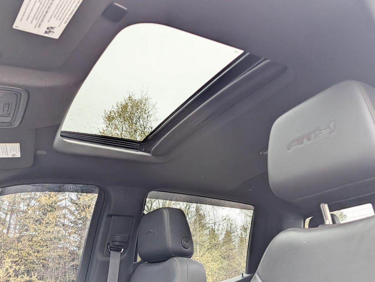2024 GMC Sierra 1500 AT4 Photo