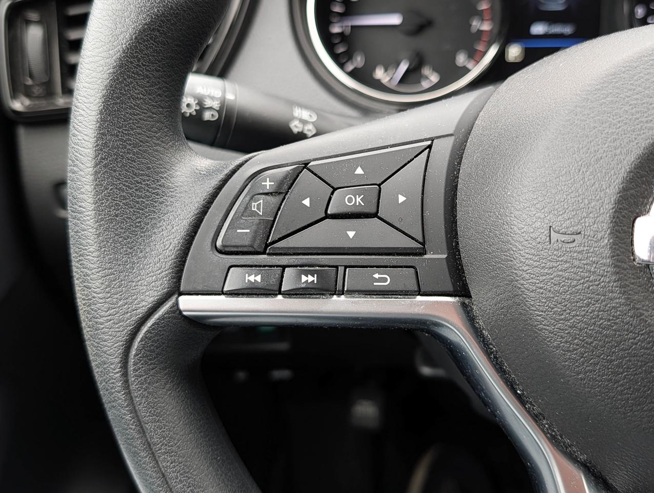 2022 Nissan Qashqai S Photo