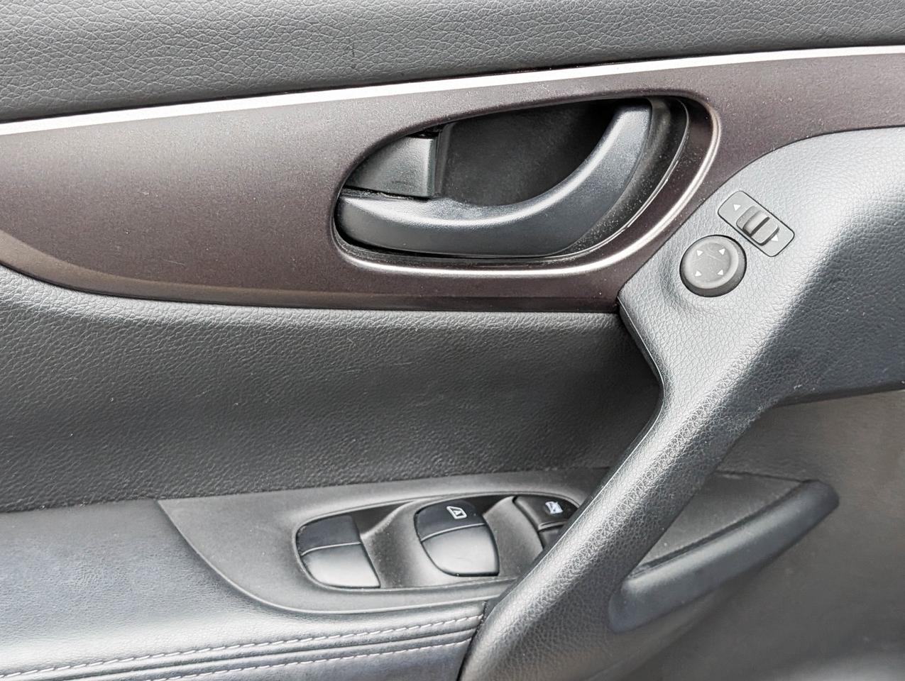 2022 Nissan Qashqai S Photo