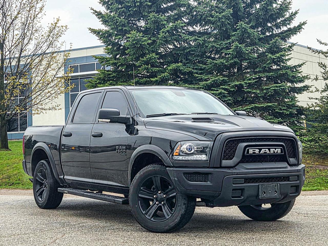 2024 RAM 1500 Classic WARLOCK Photo